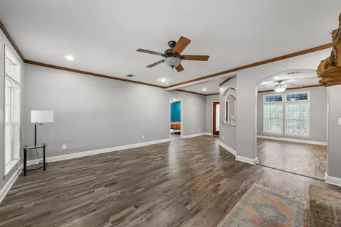 Living - 284 Bubert Ln, Mcgregor, TX 76657 photo 4 of 4