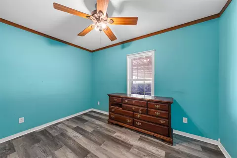 Bedroom - 284 Bubert Ln, Mcgregor, TX 76657 photo 5 of 5