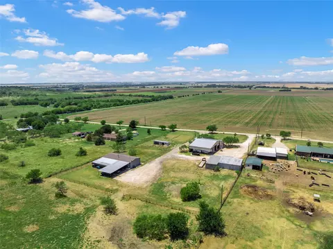 View/Area - 284 Bubert Ln, Mcgregor, TX 76657 photo 4 of 5