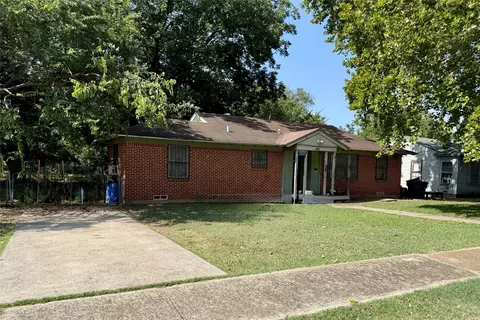 4310 Dawes Dr, Dallas, TX 75211
