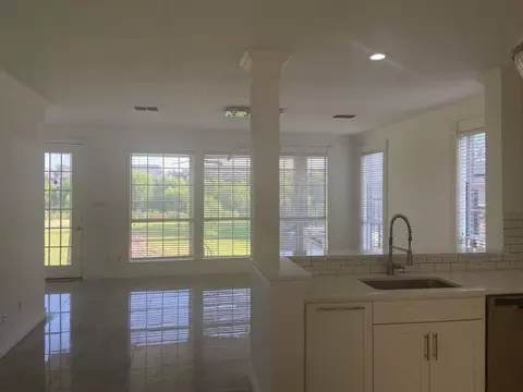 Living - 714 E Peninsula Dr, Coppell, TX 75019 photo 9 of 11