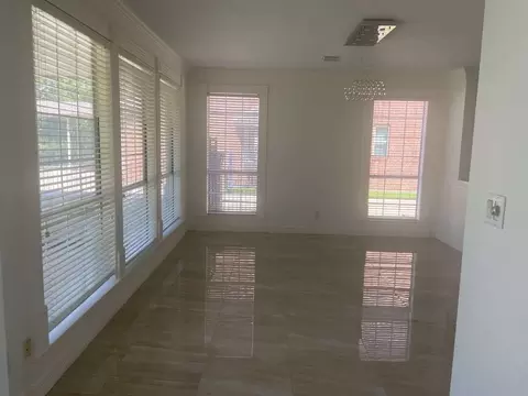 Living - 714 E Peninsula Dr, Coppell, TX 75019 photo 8 of 11