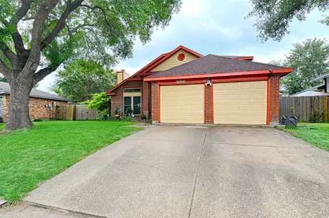 7814 Clairmont Ave, Rowlett, TX 75089