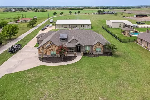 239 N Armstrong Rd, Venus, TX 76084