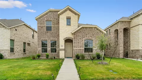 9920 Little Tree Ln, Fort Worth, TX 76179