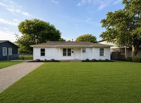 708 Race St, Crowley, TX 76036