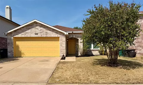 5441 Temecula Rd, Fort Worth, TX 76244