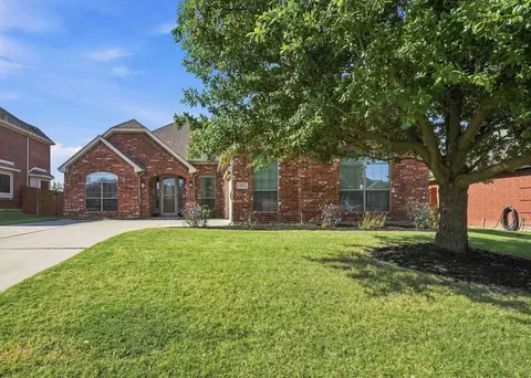 812 Peach Ln, Burleson, TX 76028