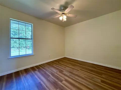 Bedroom - 2001 Solomon Dr, Commerce, TX 75428 photo 3 of 3
