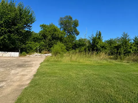 2514 Tierney Rd, Fort Worth, TX 76112