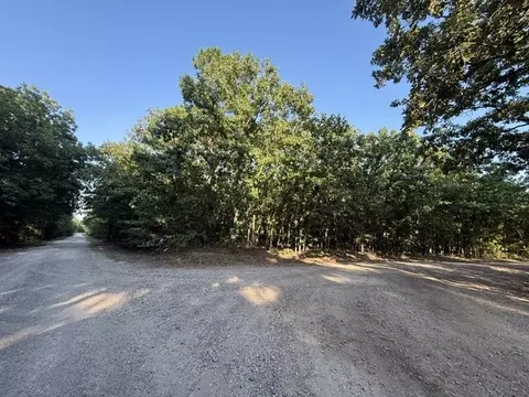 111 Cr 1275, Clarksville, TX 75426
