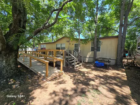 122 Coty Ln, Graford, TX 76449