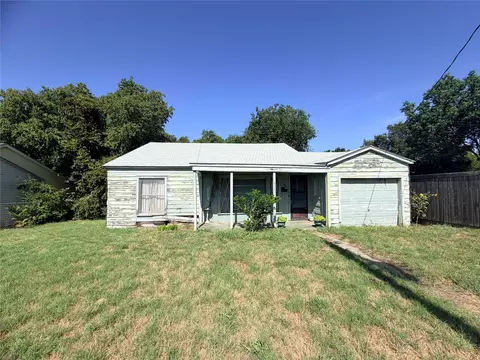 806 S Brazos St, Weatherford, TX 76086