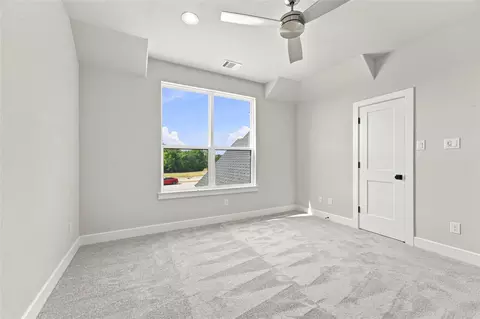 Bedroom - 3820 Jacks Loop, Midlothian, TX 76065 photo 8 of 17