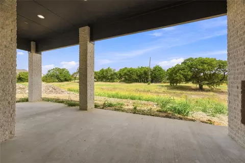 Exterior - 3820 Jacks Loop, Midlothian, TX 76065 photo 4 of 5