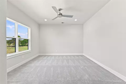 Bedroom - 3820 Jacks Loop, Midlothian, TX 76065 photo 10 of 17