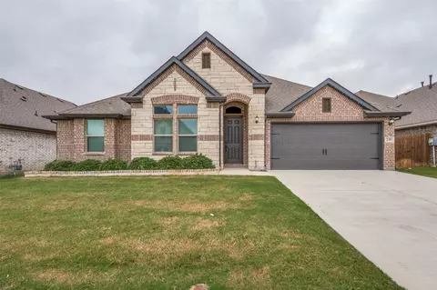 230 Clairmont Dr, Ponder, TX 76259