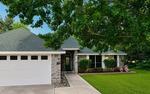 7066 Golf Dr, Whitney, TX 76692