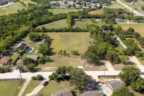 404 Hackberry Dr, Anna, TX 75409 photo 3