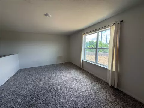 Living - 176 Banjo Trl, Newark, TX 76071 photo 7 of 7