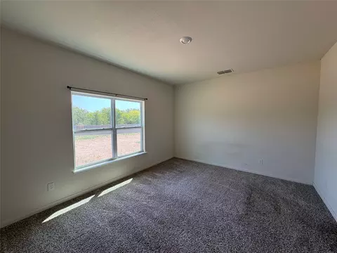 Bedroom - 176 Banjo Trl, Newark, TX 76071 photo 1 of 6
