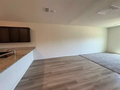 Living - 176 Banjo Trl, Newark, TX 76071 photo 1 of 7