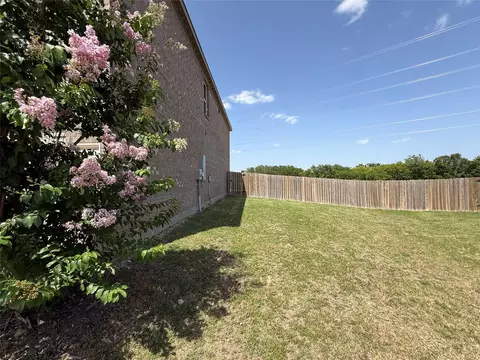 Exterior - 176 Banjo Trl, Newark, TX 76071 photo 5 of 5