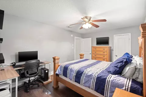 Bedroom - 102 Walnut Way, Euless, TX 76039 photo 9 of 9