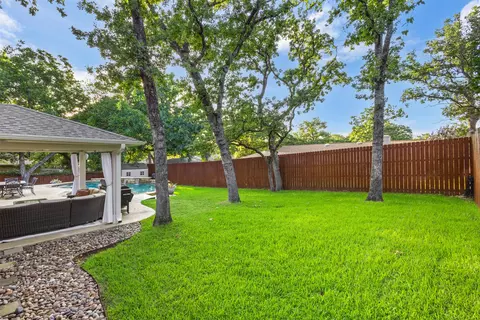 Exterior - 102 Walnut Way, Euless, TX 76039 photo 8 of 8