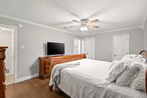 Bedroom - 102 Walnut Way, Euless, TX 76039 photo 2 of 9