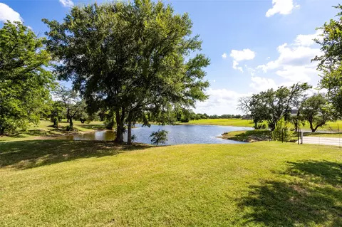 505 Acorn Trl, Granbury, TX 76049