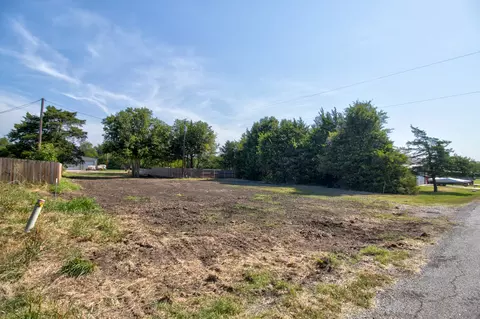 321 Jack Harris Ln, Pottsboro, TX 75076