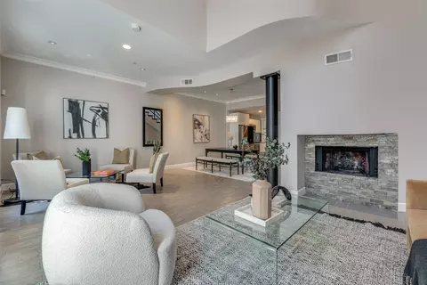 4040 Avondale Ave #402, Dallas, TX 75219