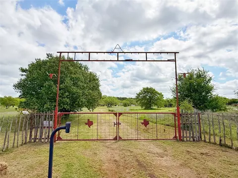 1091 Withers Rd, Mineral Wells, TX 76067