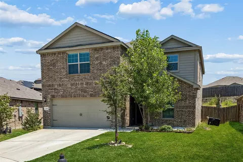 148 Bandana Cir, Newark, TX 76071