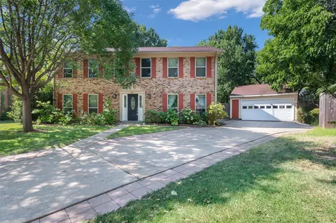3901 White Oak Ct, Flower Mound, TX 75028