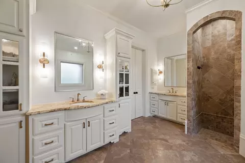 Bath - 737 Manor Dr, Argyle, TX 76226 photo 1 of 7