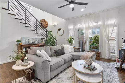 4040 Avondale Ave #405, Dallas, TX 75219