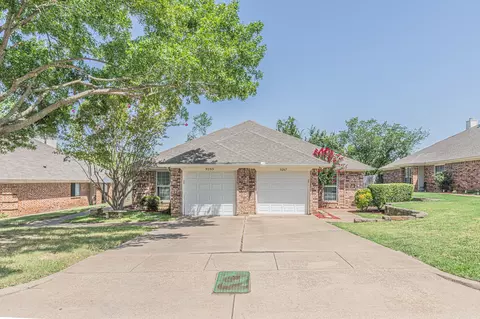 9265 9267 Meandering Dr, North Richland Hills, TX 76182