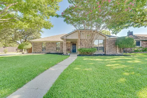 2301 University Dr, Rowlett, TX 75088