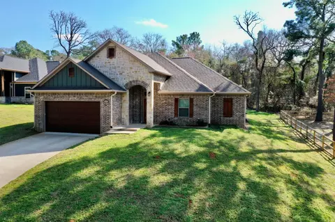 20851 Lakeview Dr, Flint, TX 75762
