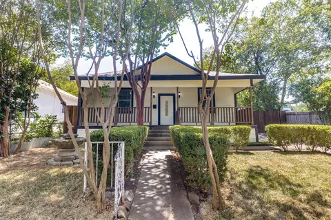915 Cameron Ave, Dallas, TX 75223