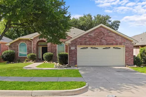 5554 Canyon Lands Dr, Fort Worth, TX 76137