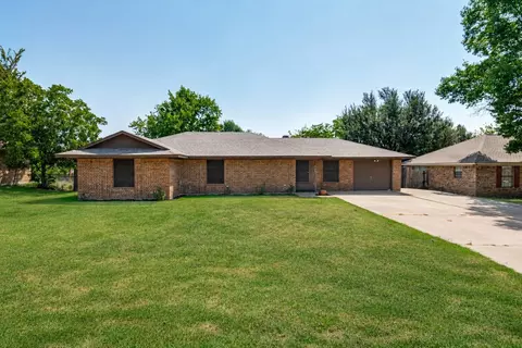 717 Adams Dr, Crandall, TX 75114