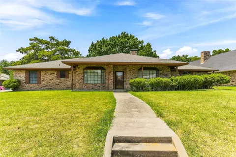 1610 Archer Cir, Sherman, TX 75092