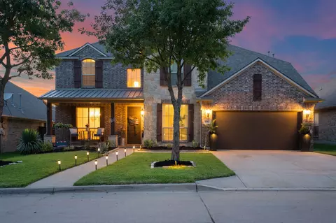 2613 Los Olivos Ln, Fort Worth, TX 76131