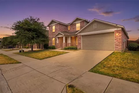 1013 Goldenrod Ln, Little Elm, TX 75068