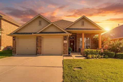 1337 Constance Dr, Fort Worth, TX 76131