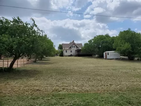 301 N Pettit, Throckmorton, TX 76483