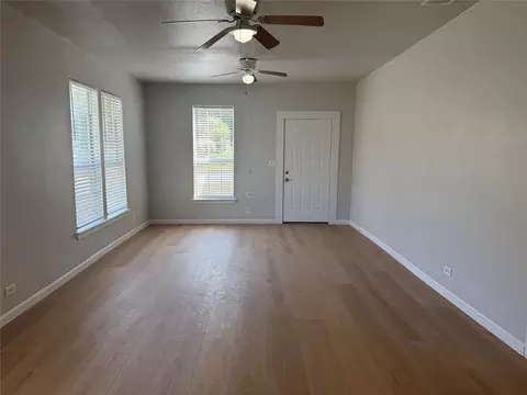 1005 Dodson St, Gainesville, TX 76240